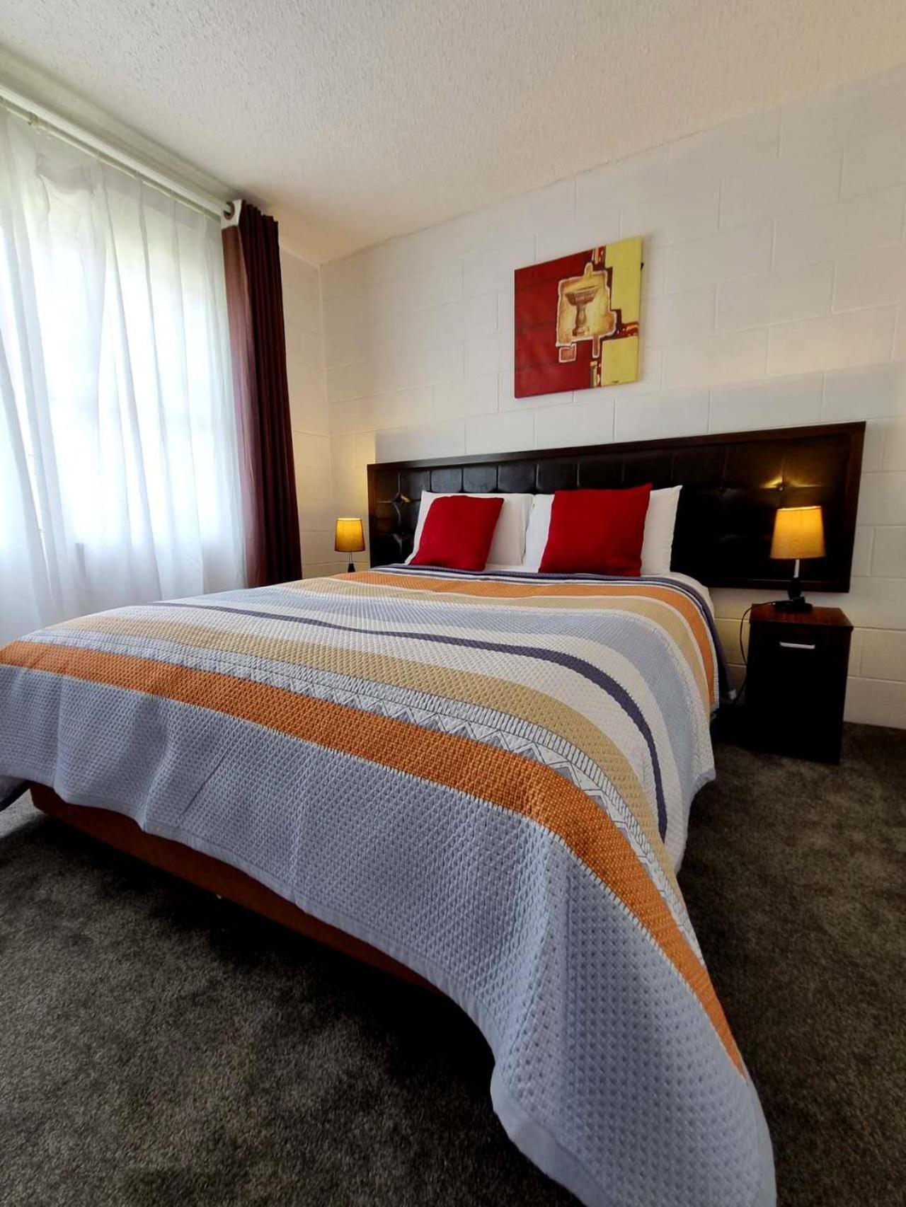 Cedar Lodge Motel Hamilton Dış mekan fotoğraf