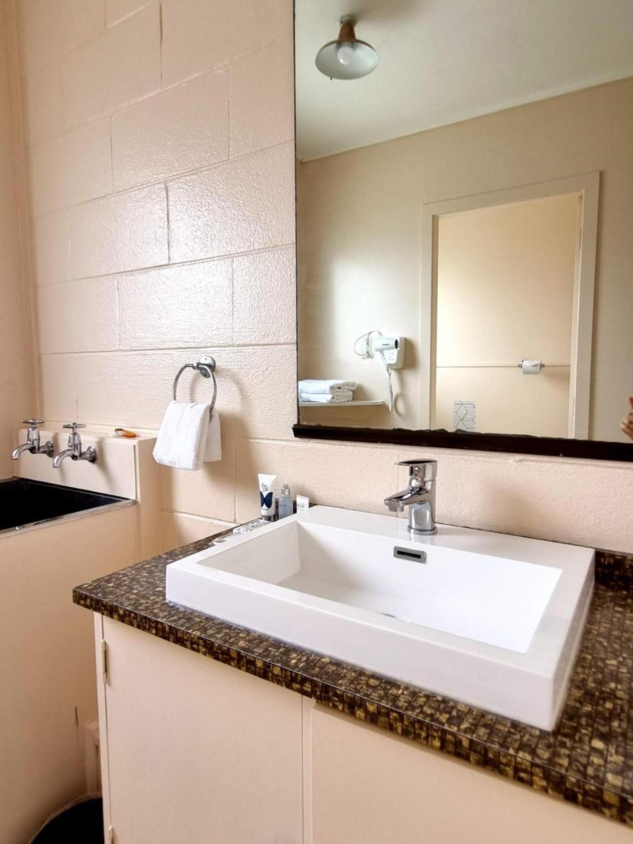 Cedar Lodge Motel Hamilton Dış mekan fotoğraf